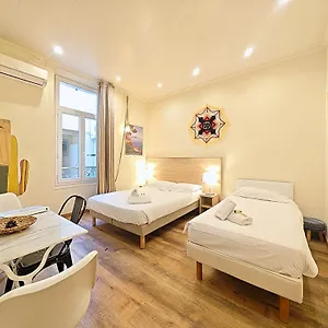 Apartment Viva Riviera - 19 Rue Des Freres Pradignac, Cannes