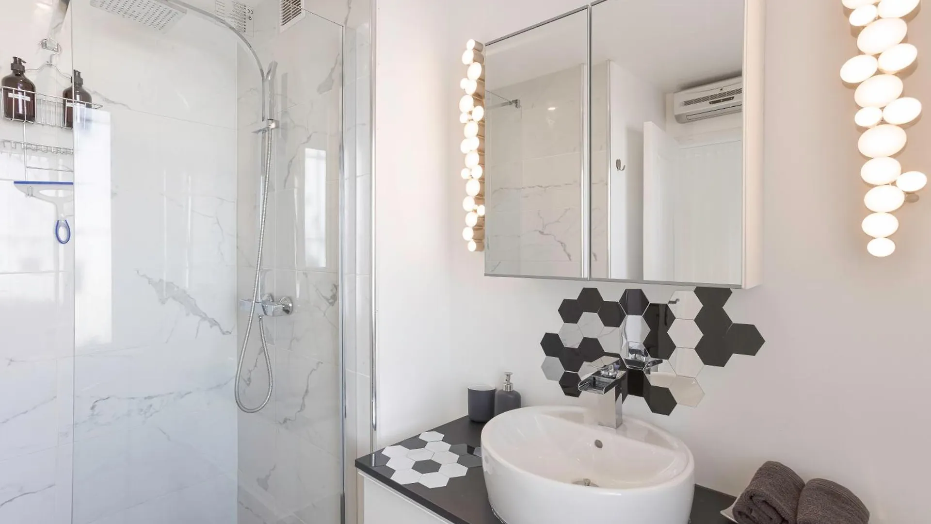 Cannes Bliss - 12Mn A Pied Du Palais, 5Mn Plages, Clim, Terrasse Apartament